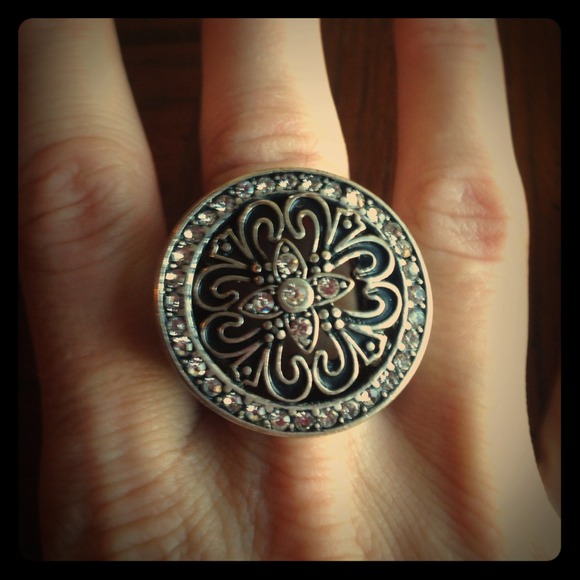 Cocktail ring - Picture 1 of 3