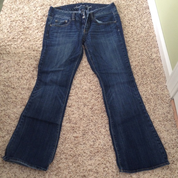 Jeans - Picture 2 of 3