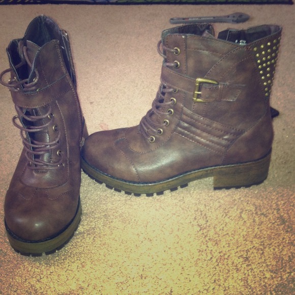 🔴Sold Brown ankle boots