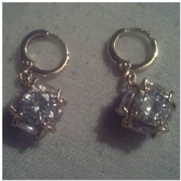 Jewelry - Updated!!! Gorgeous earrings!!!