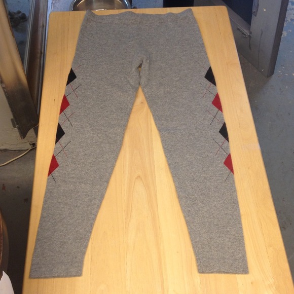 *Sale* Cashmere leggings grey w/argyle design