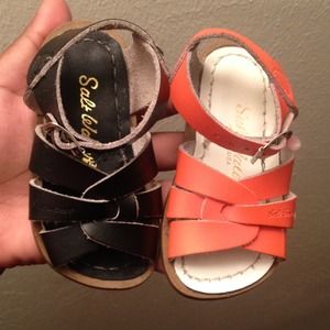 Salt Water Sandals toddler size 5