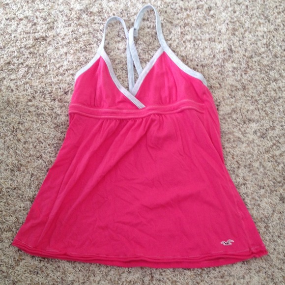 Halter top - Picture 1 of 3