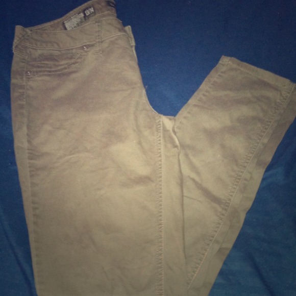 Jegging pants