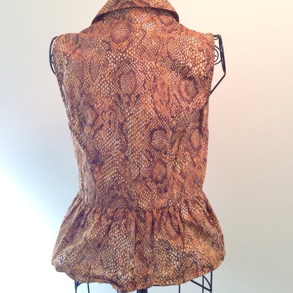 Jones New York Collection button down peplum top - Picture 2 of 2