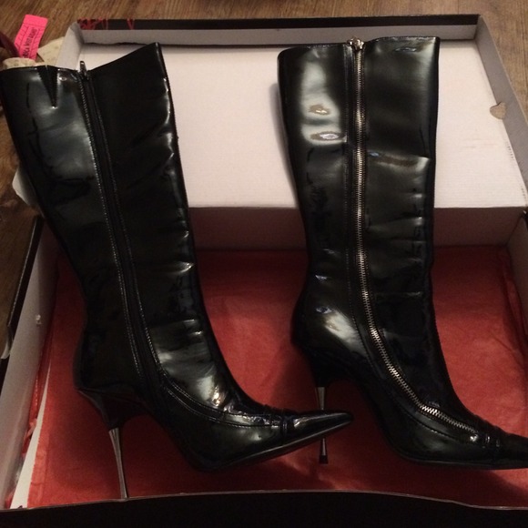 Shoes - Sexy black boots