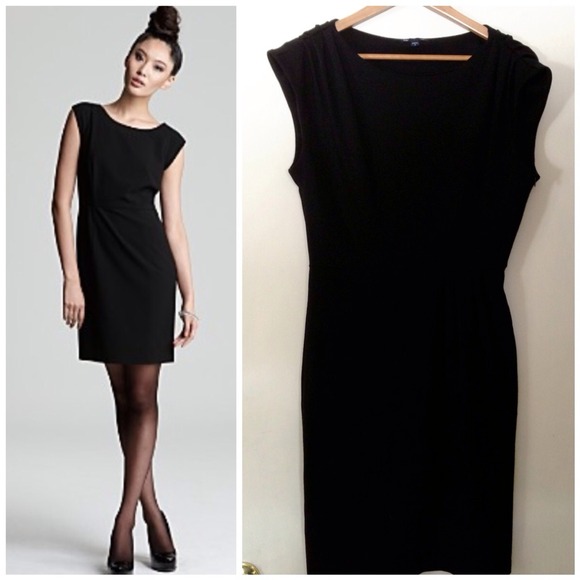GAP Dresses & Skirts - 🎉Host Pick 5/31🎉GAP black jersey sheath dress