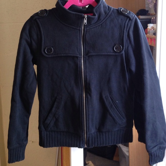 Black thick zip up sweater