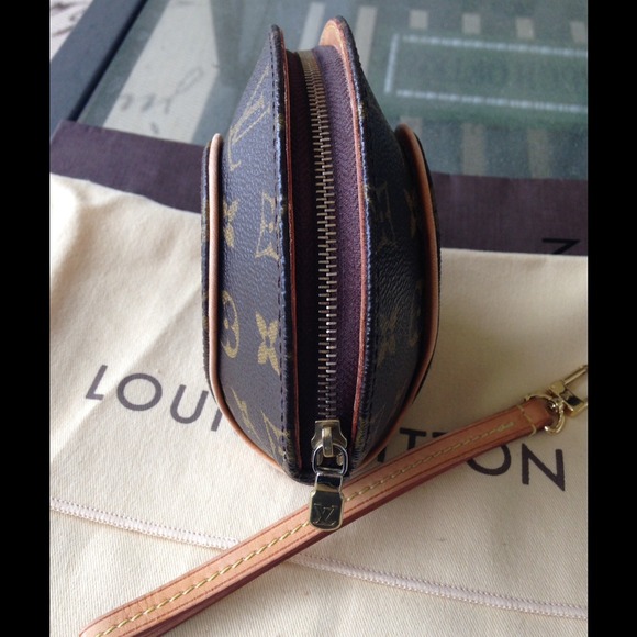 🍄Louis Vuitton🍄SOLD - Picture 4 of 4