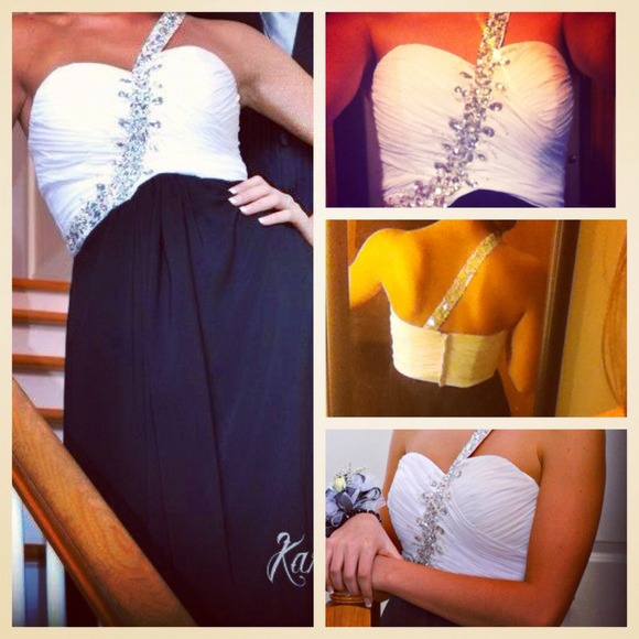 Beautiful prom dress!