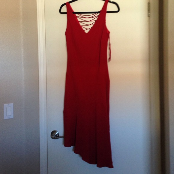 Hot little red dress - Picture 2 of 2