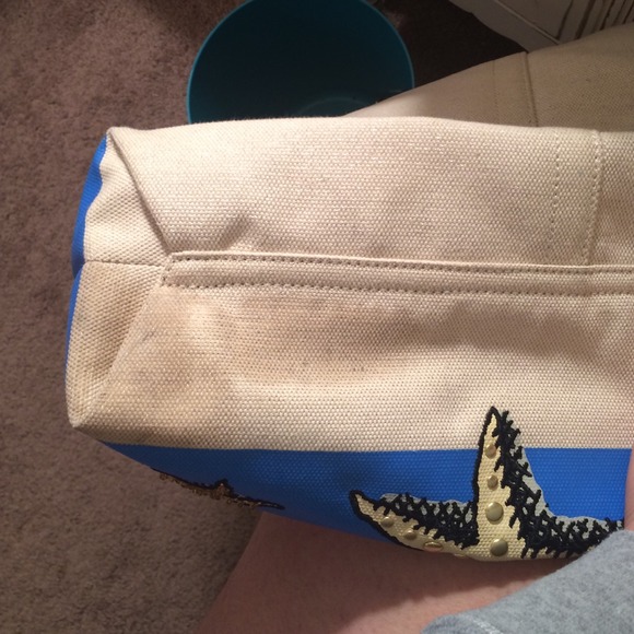 ✨✨Limited Edition Coach Resort Tote✨✨ - Picture 3 of 4