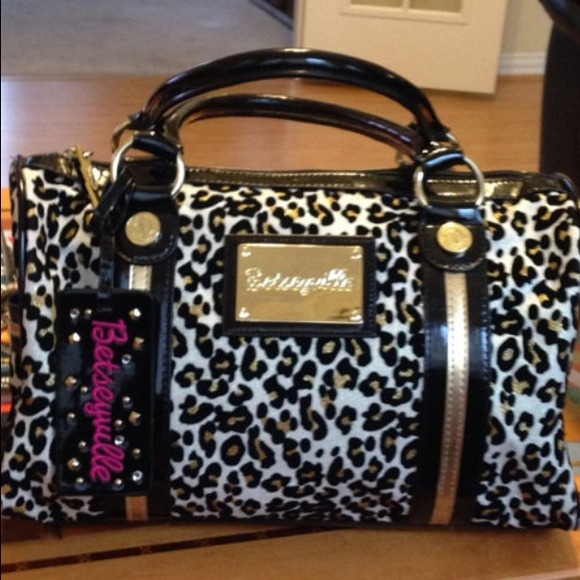 Betseyville cheetah print bag