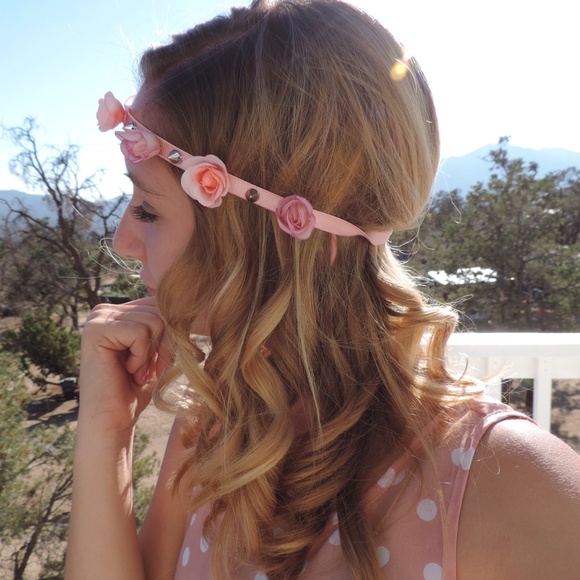 🌸Flower crown🌸 - Picture 2 of 2