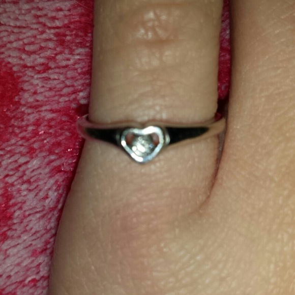 White gold women's ring