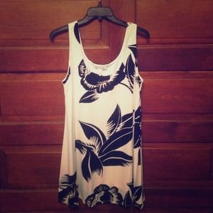 White House Black Market summer dress. Large