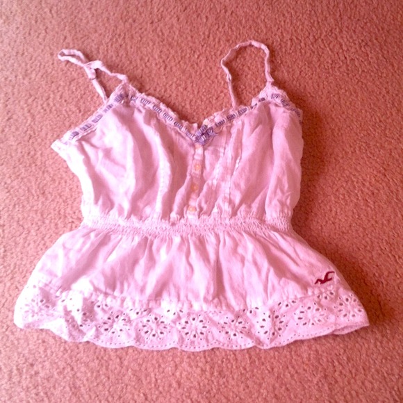 White baby doll Hollister tank :)