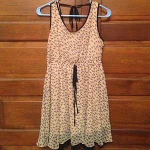 Rosebud dress. Size large.