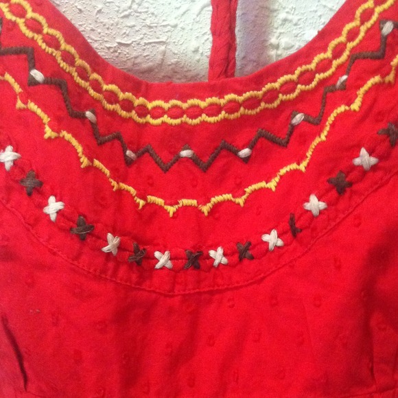 Bright red sexy halter! - Picture 2 of 4