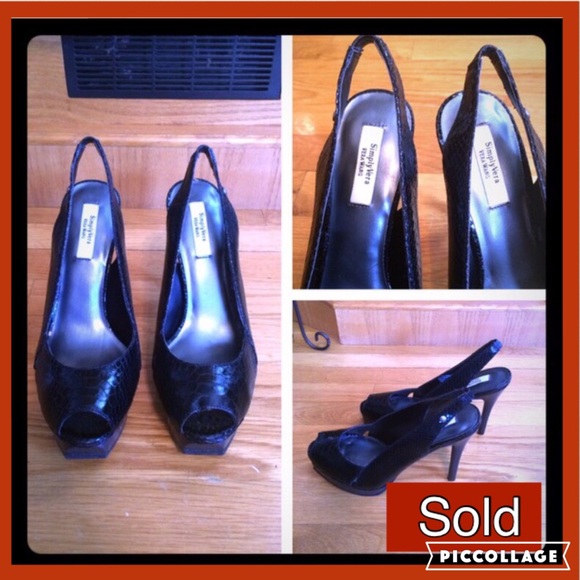 SOLD!!! Brand new! Simply Vera Wang Peep toe heels