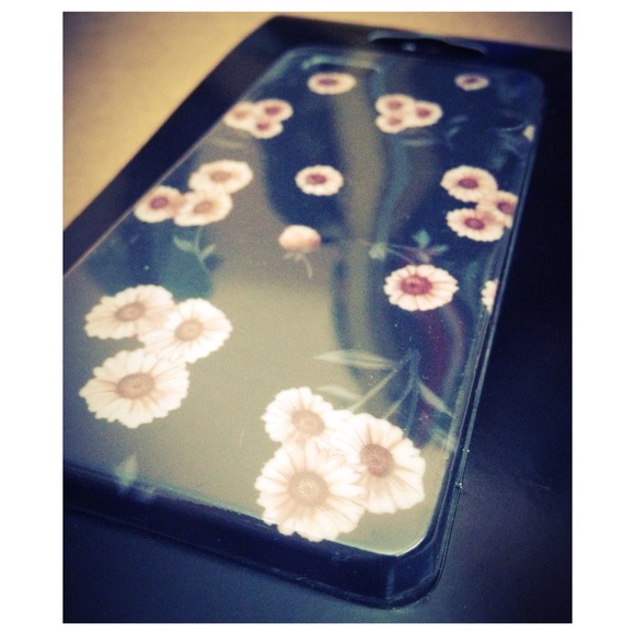 Clip on iPhone 5 case