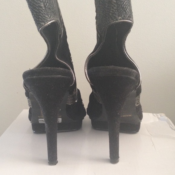 Shoes - Picture 3 of 3