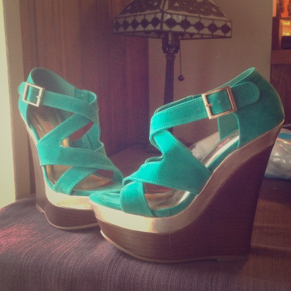 JF tall wedges. Size 7