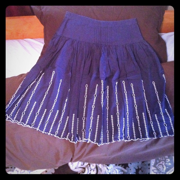 🎉LAST CHANCE!! Blue Peasant Skirt w/white detail