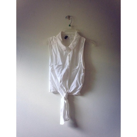 H&M WHITE TANK W/ POCKETS