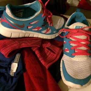 Nike free run ...like new!!!