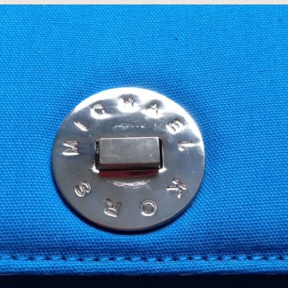 💙 MK Envelope Clutch 💙 REDUCED