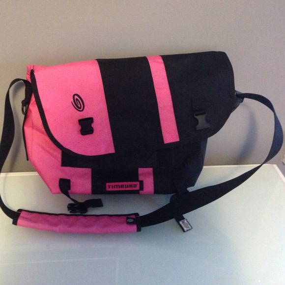 Never used Timbuk2 sporty messenger bag