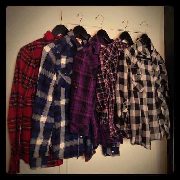 Tops - SOLD Set of 5 flannel shirts