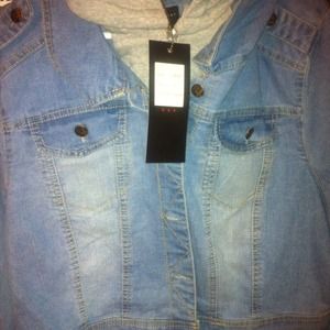 Jean Jacket w/ Removable Faux Hood 2x