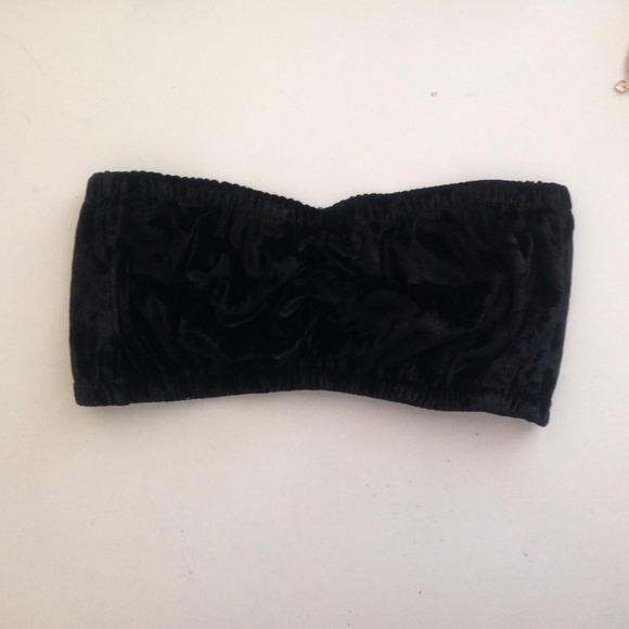 RARE Brandy Melville Chiyo Top