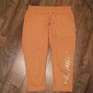 Apple Bottom capri lounge pants