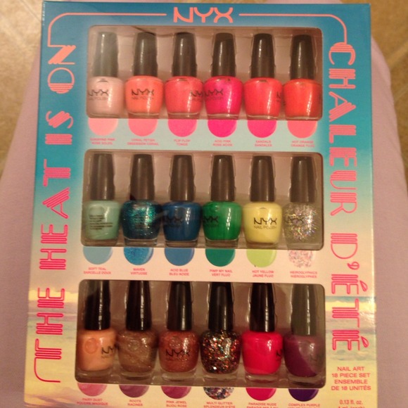 Nyx Other - 💅 Box of Nyx Polishes