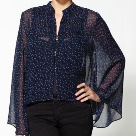 DV by Dolce Vita Tops - DV DOLCE VITA STAR TOP