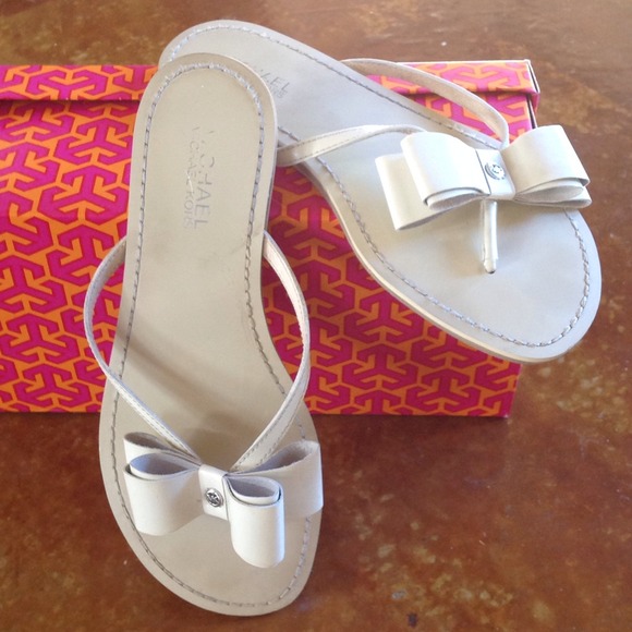 🎀BUNDLE/Jackie Michael kors patent leather sandal - Picture 1 of 2