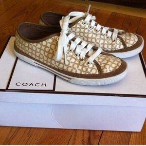 Coach Barrett shoes