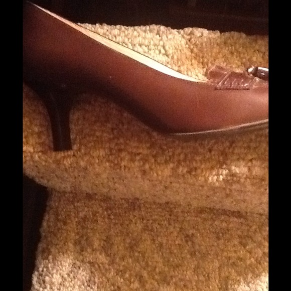 Talbot brown leather new heels from Brazil - Picture 3 of 4