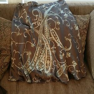 Beautiful Ann Taylor 100% Silk skirt