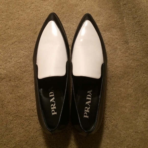 Shoes - Picture 2 of 3