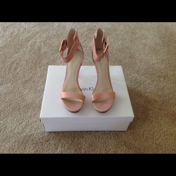 **sold**Calvin Klein "Brand New" - Picture 2 of 4