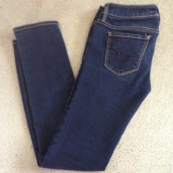 AE dark skinny jeans 4 short