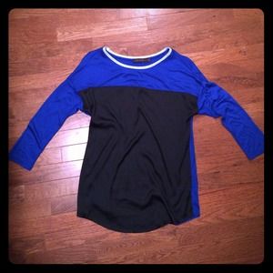 The Limited black and blue 3/4 sleeve top, Sz S.