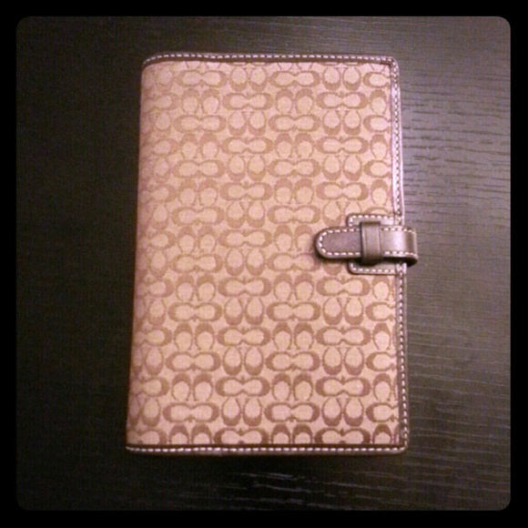 SOLD/////Coach 3x5 organizer
