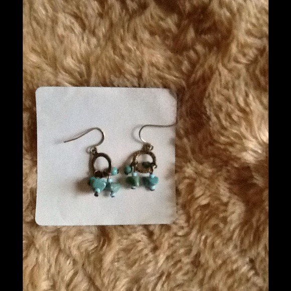 Turquoise ear rings. 💥💥💥JUST REDUCED💥💥💥 - Picture 2 of 2