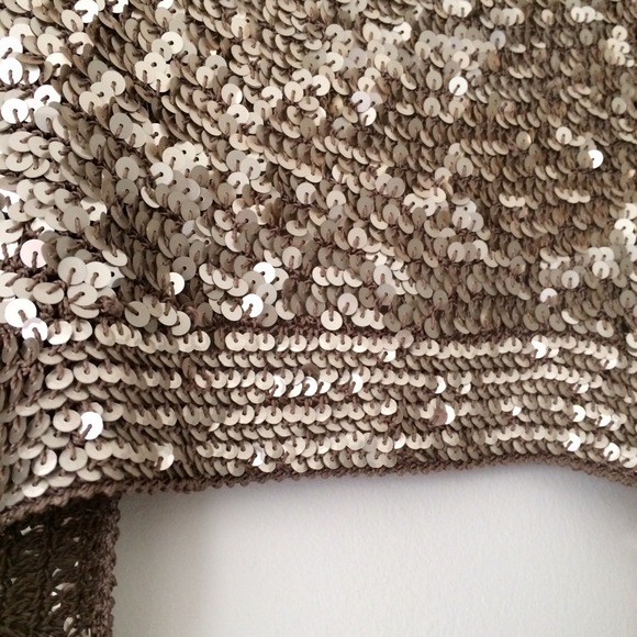 ππHOST PICK ππ Champagne Gold Sequin Shrug - Picture 4 of 4