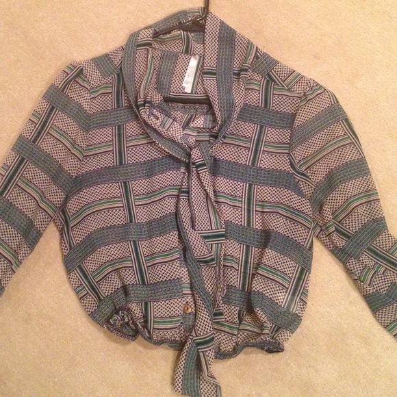 Chic Tie Up Blouse